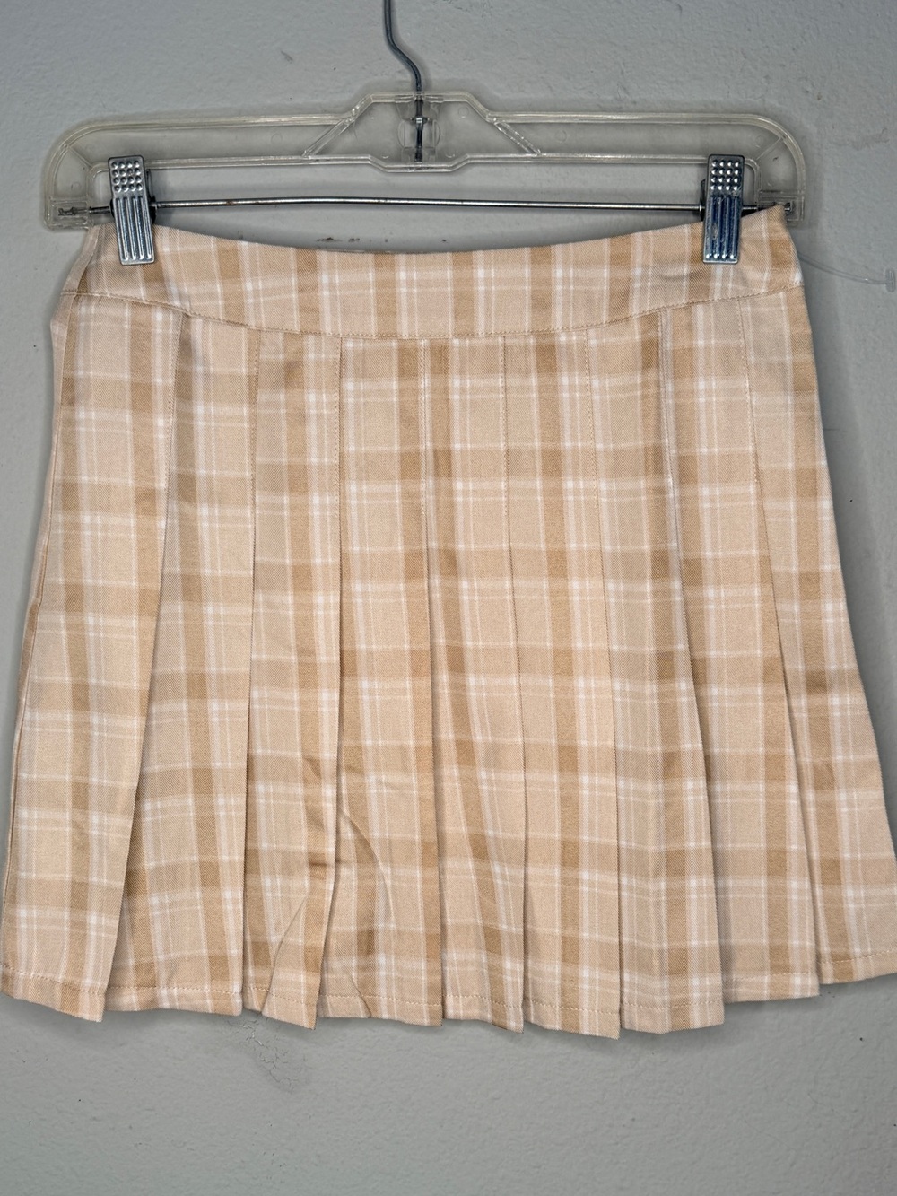 Mable Pleated Mini Skirt nwot